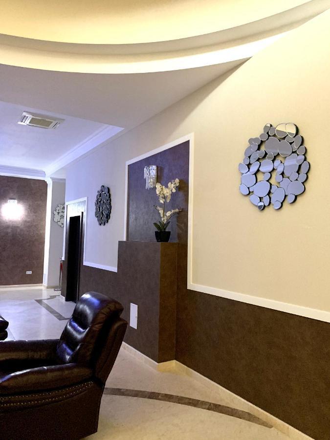 Albert Hotel بلوييست المظهر الخارجي الصورة
